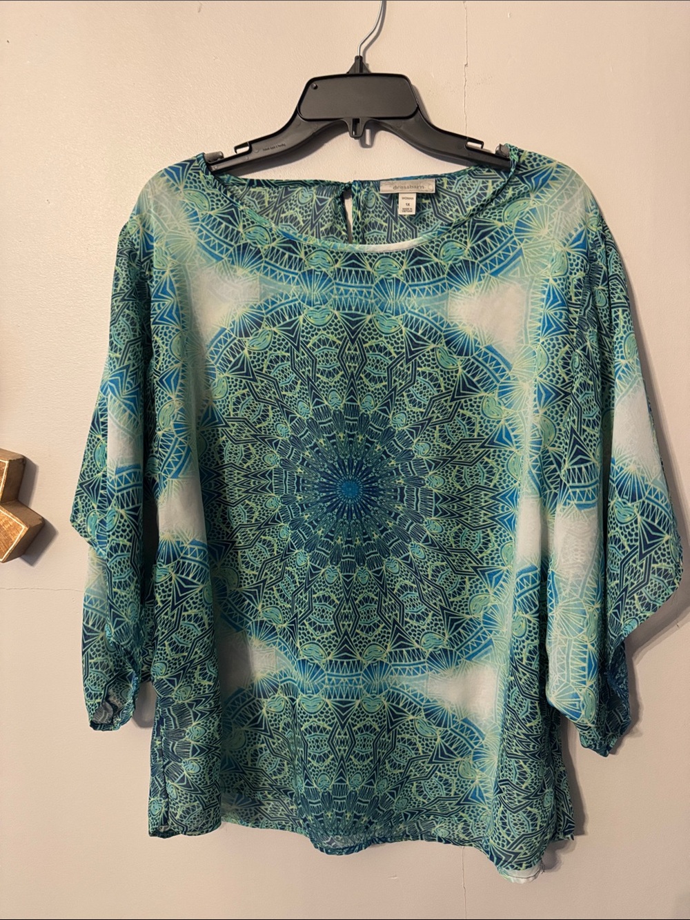 dressbarn Teal and Aqua Mandala Print Tunic size 1x. Sheer fabric.